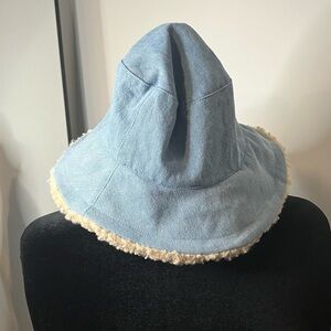 Blue denim bucket hat with cream fur trim #festivalvibes